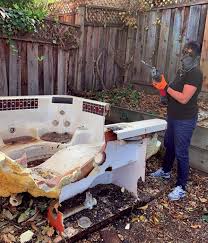 Best Garage Cleanout  in Carolina Beach, NC